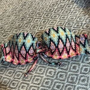 Victoria Secrets Printed Strapless Swim Size 32A